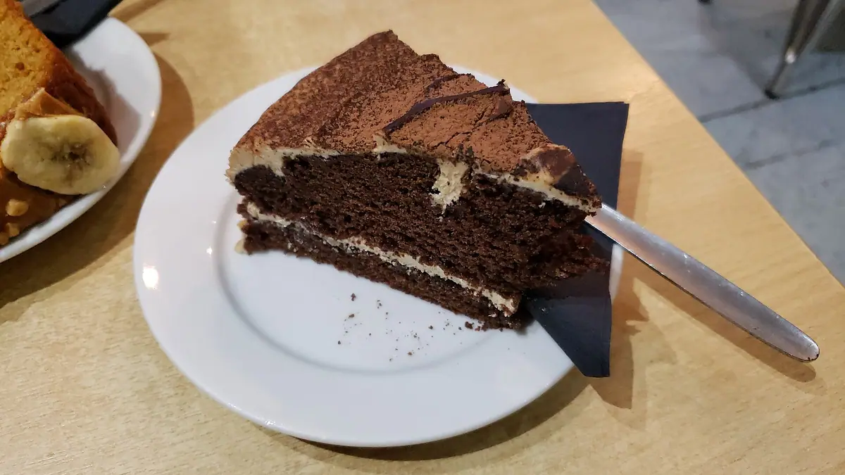 Coffee & Cake – cake shop in Erpingham, Aylsham